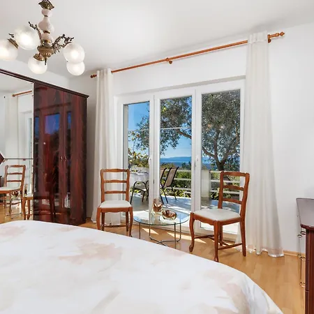 Paris Near Crikvenica Croatia - Terrace Jacuzzi And Sea View